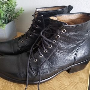 FRYE Carson Lace Up Boots